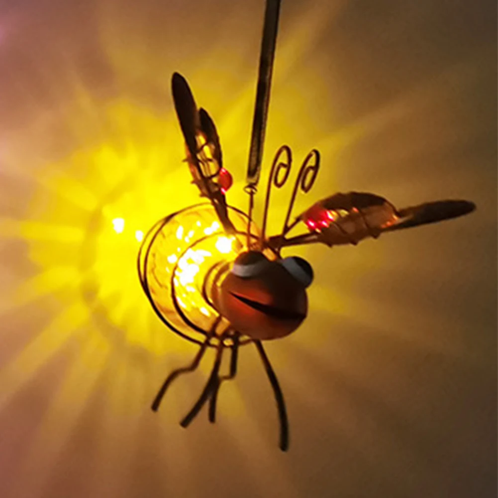 Movido a energia solar pendura - Lighting Bug Decor avaliação e preço
